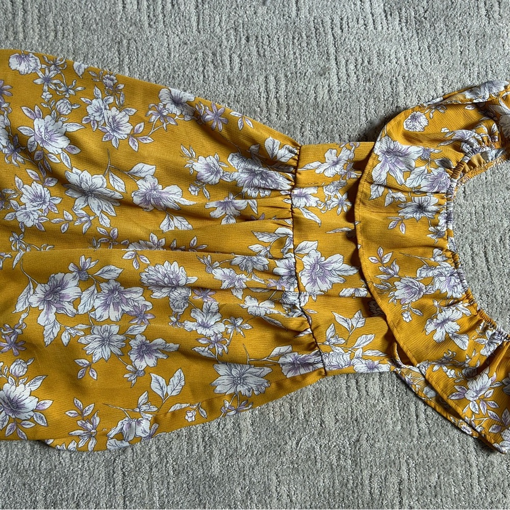 Xhilaration Mustard Floral Blouse